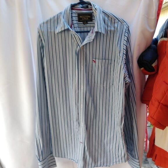Abercrombie and Fitch shirt - Picture 1 of 3